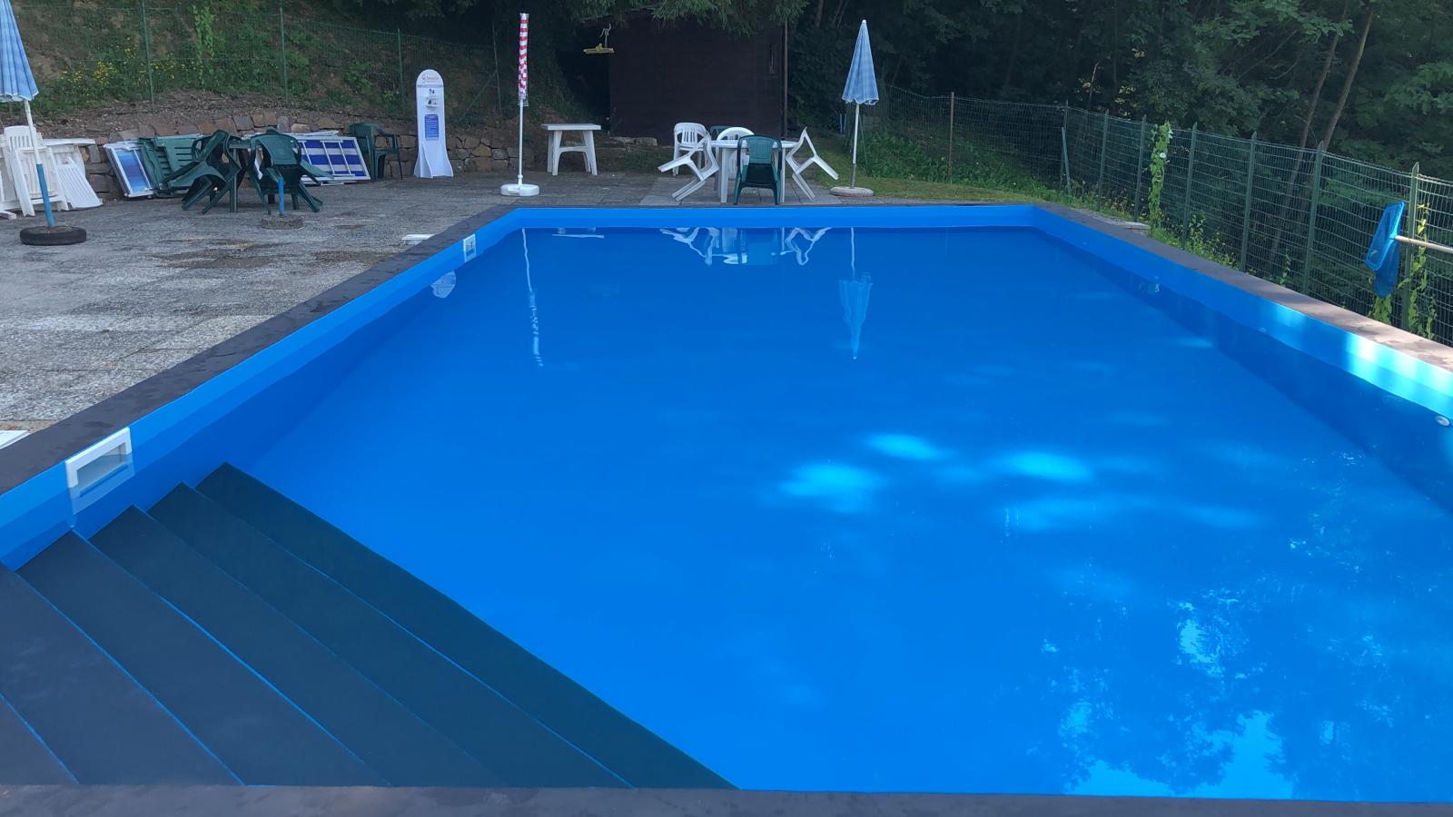 piscina nuova.jpeg